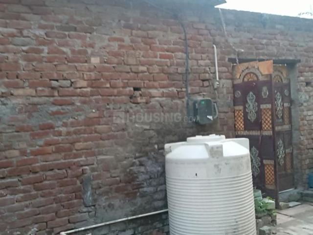 House for sale in North West Delhi, Deri