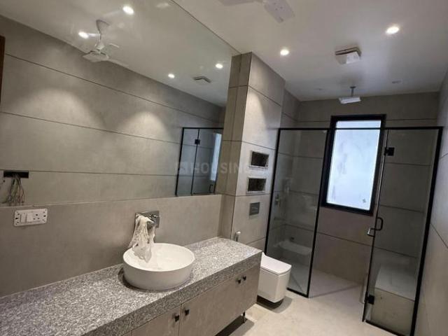 House for rent in Hariana