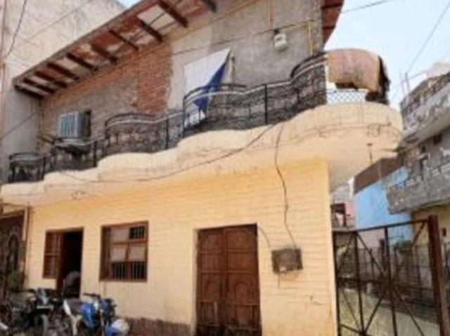 House for sale in Hariana
