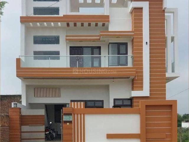 House for sale in Mohanlalganj, Arunachal Pradesh
