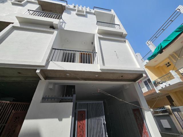 House for sale in Varanasi, Arunachal Pradesh
