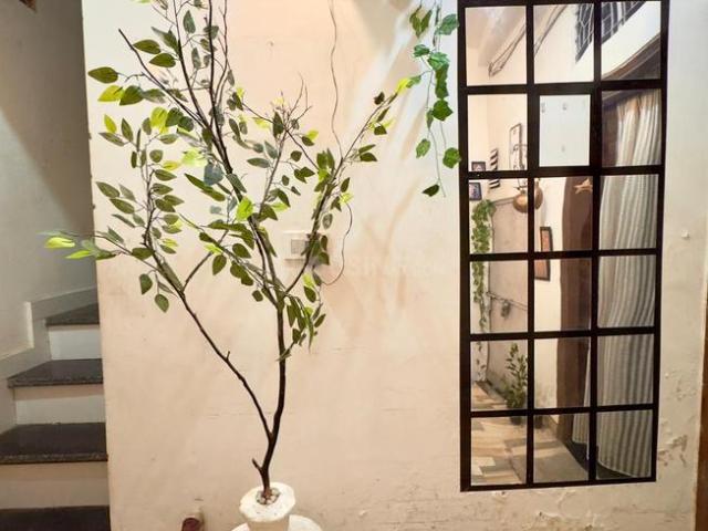 House for sale in Deri