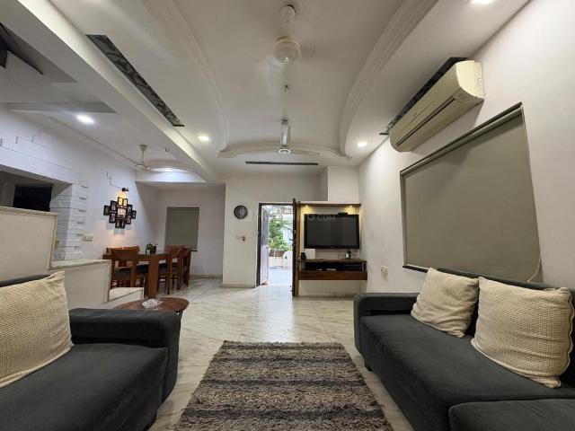 House for sale in Thaltej, Ahmedabad