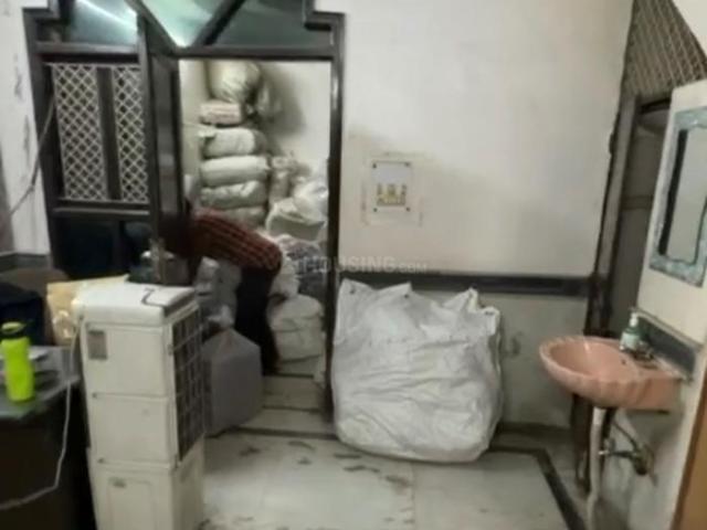 House for sale in North West Delhi, Deri
