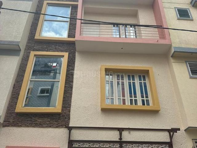 House for sale in Bangalore North, Cox Town - Bangalore