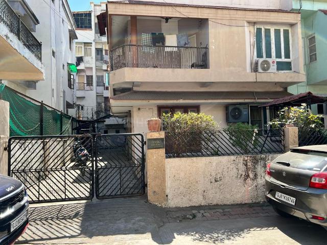 House for sale in Vastrapur - Ahmedabad, Gujarat