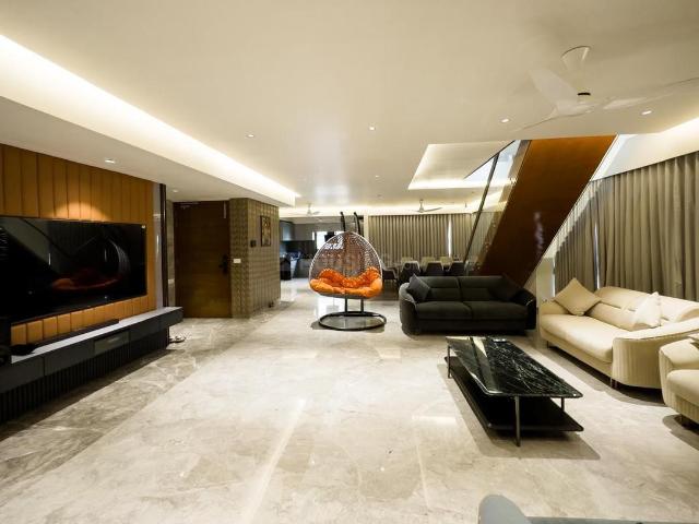 Flat for sale in Sarkhej, Gujarat