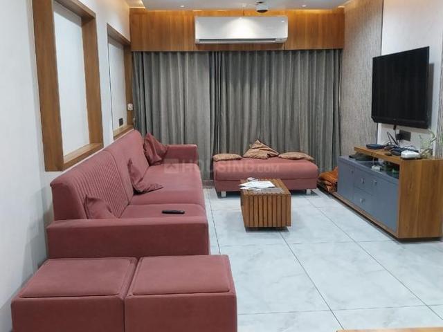 Flat for sale in Vastrapur - Ahmedabad, Gujarat