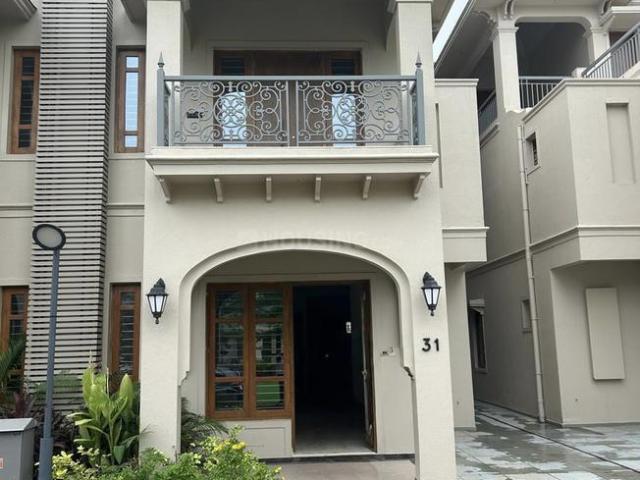 Villa for rent in Adalaj, Gujarat