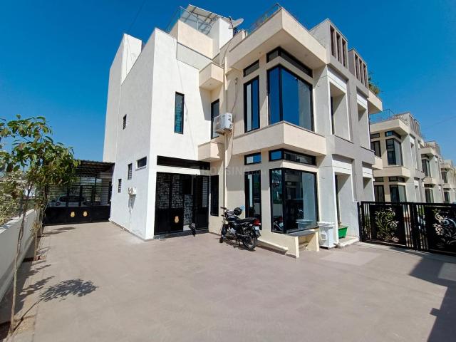 Villa for sale in Adalaj, Gujarat