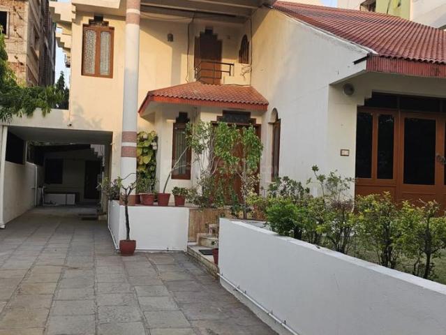 Villa for rent in Tilakwada, Gujarat