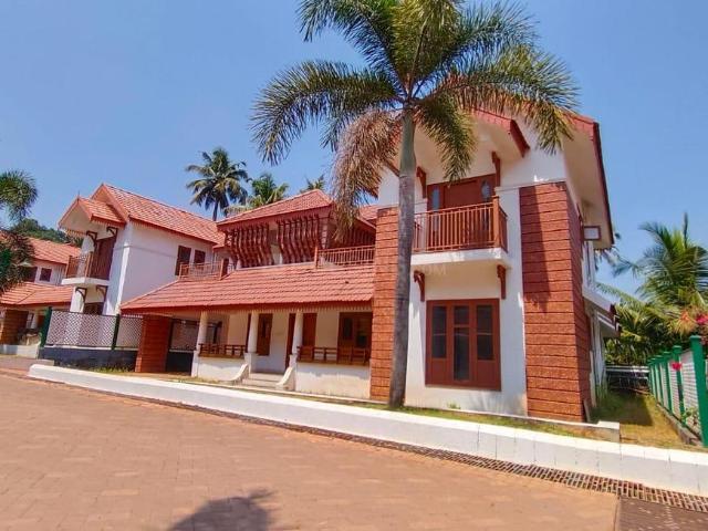 Villa for sale in Aluva, Kerala