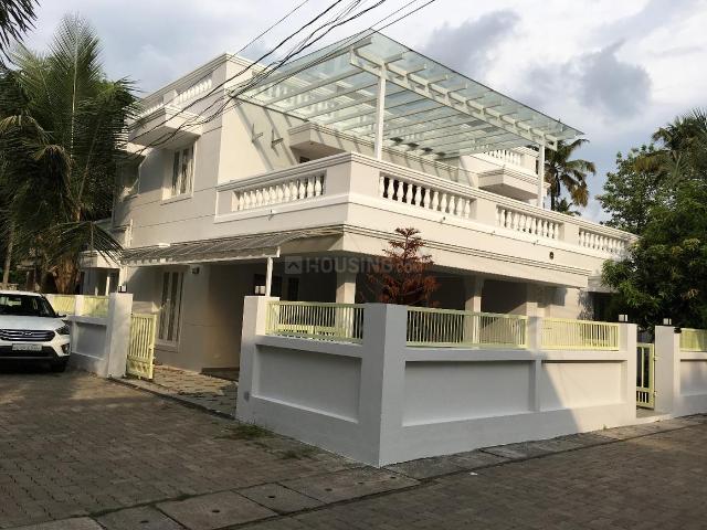 Villa for sale in Aluva, Kerala