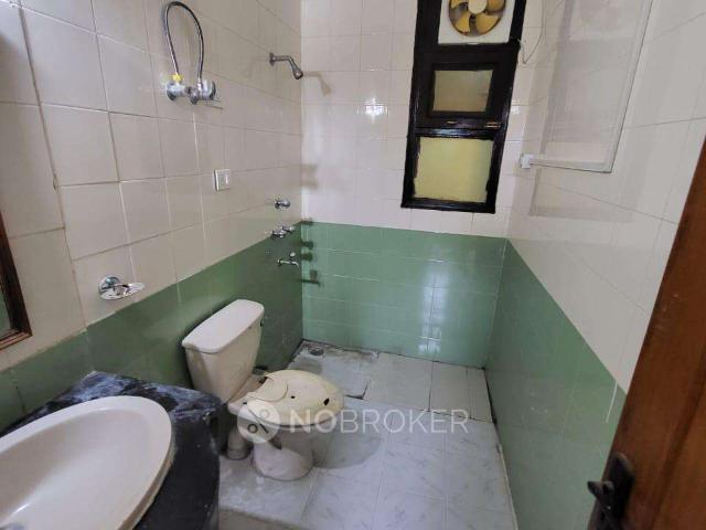 Property for rent in Hariana