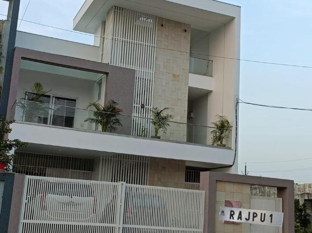 Villa for sale in Madya