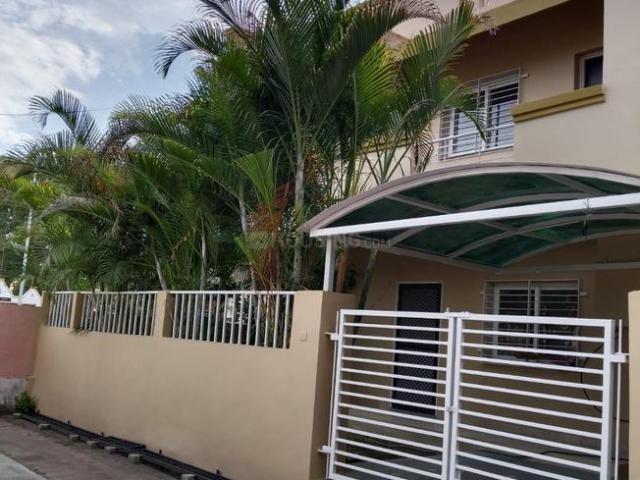 Villa for sale in Madya
