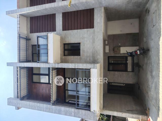 Property for sale in Kolapakkam, Tamil Nadu