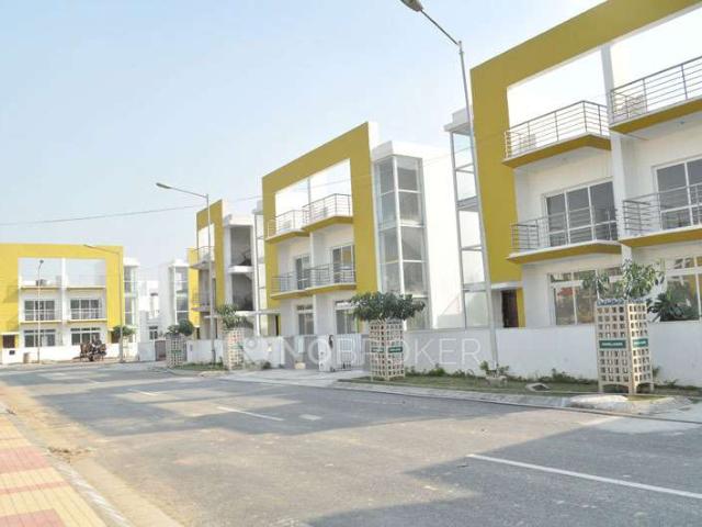 Property for sale in Hariana