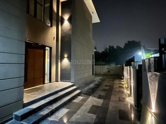 Villa for rent in South Delhi, Deri