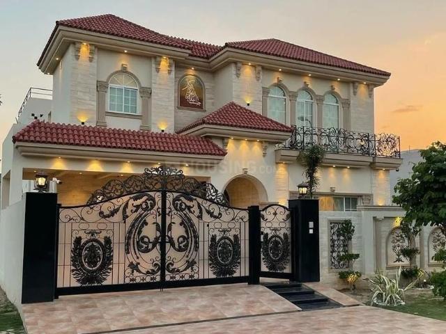 Villa for sale in National Capital Territory Of Delhi