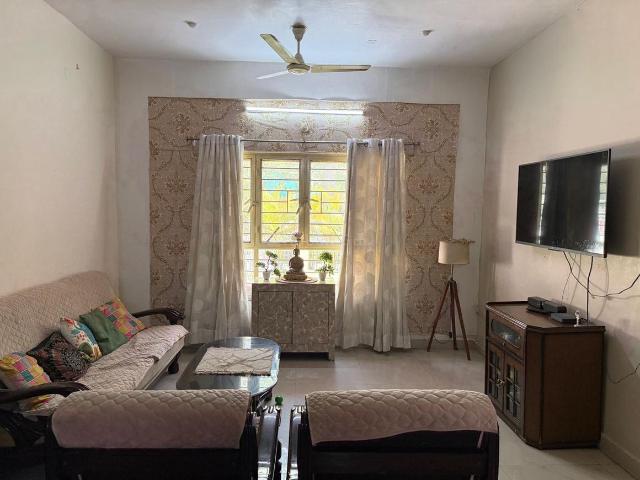 Villa for rent in Madya