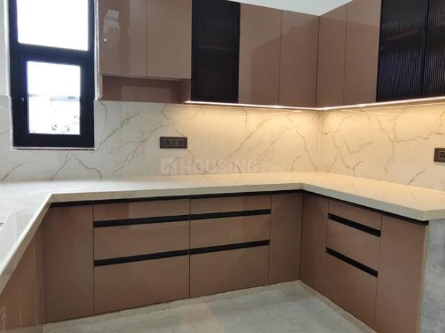 Villa for sale in Agra