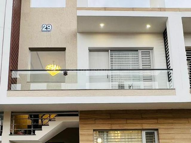 Villa for sale in Zirakpur, Punjab