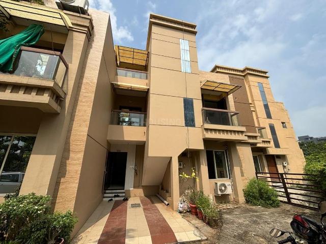 Villa for sale in Tilakwada, Gujarat
