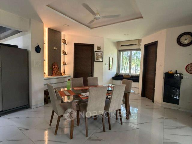 Property for rent in Kelambakkam, Tamil Nadu