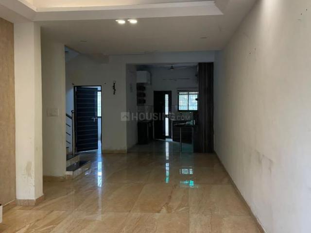 Villa for rent in Madya