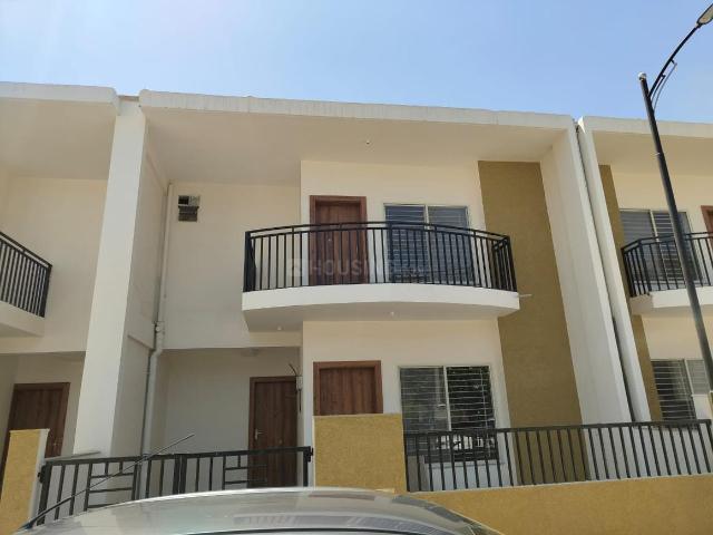 Villa for sale in Madya