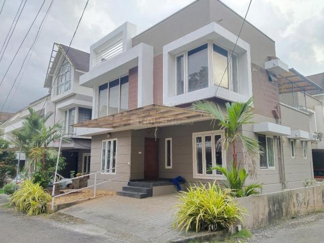 Villa for sale in Kochi