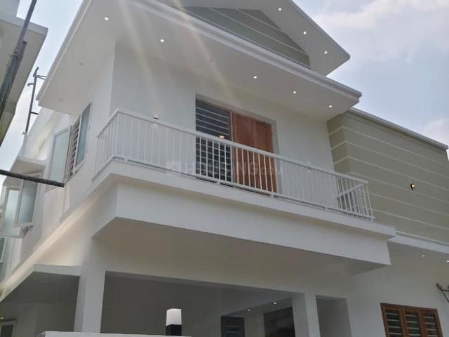 Villa for sale in Nilampathinjamugal, Ernakulam