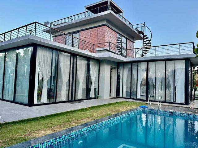 Villa for sale in Karjat, National Capital Territory Of Delhi