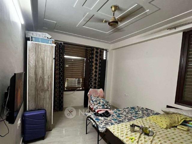 Property for rent in Deri