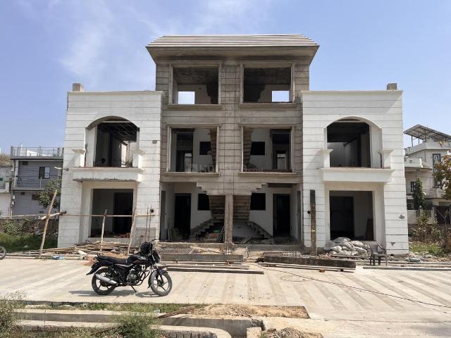 Villa for sale in Lakhana, Arunachal Pradesh