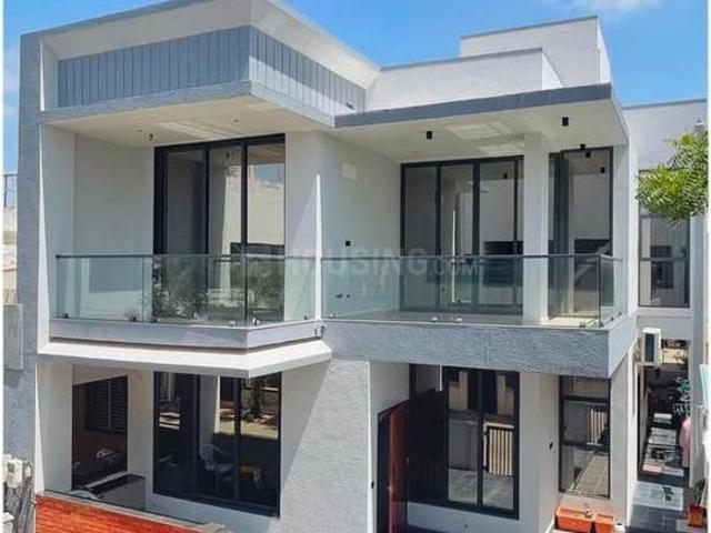 Villa for sale in Gujarat