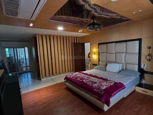 Villa for rent in Madya