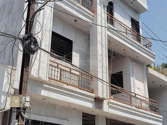 Villa for sale in Madya