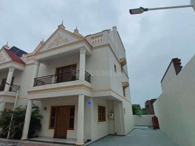 Villa for sale in Gujarat