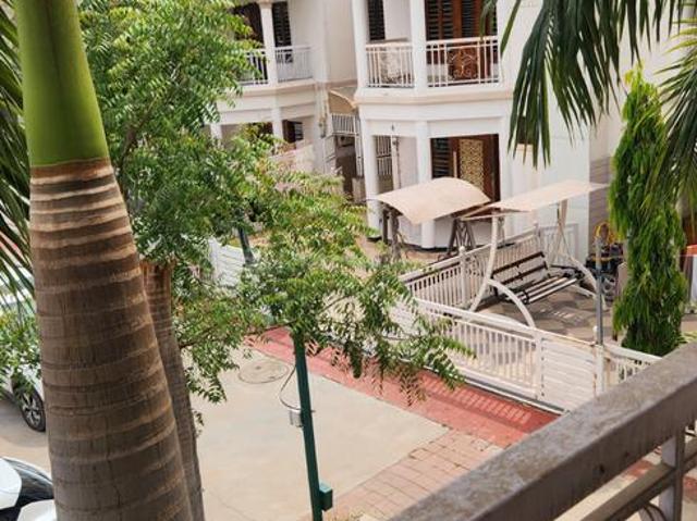 Villa for sale in Gujarat