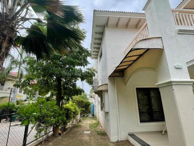 Villa for sale in Gujarat