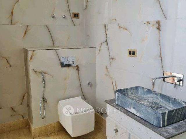 Property for rent in South Delhi, Deri