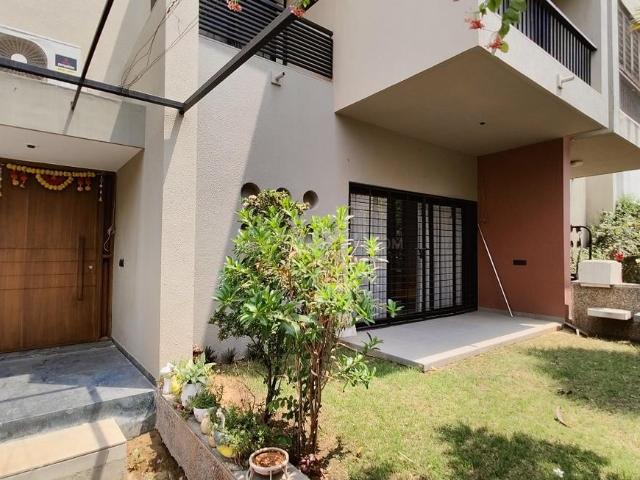 Villa for rent in Gujarat