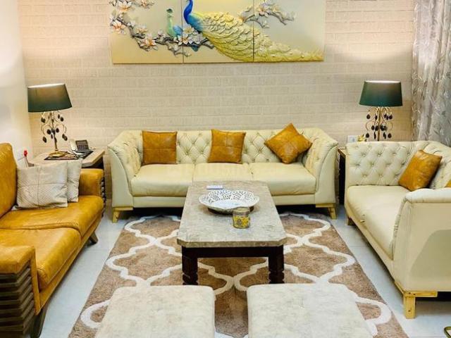 Villa for sale in Gujarat