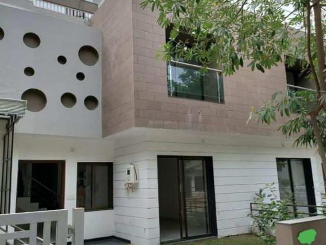 Villa for sale in Gujarat
