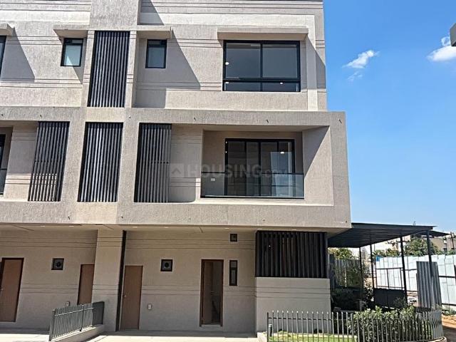 Villa for sale in Somatane, Pune