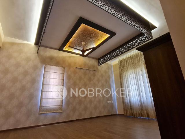 Property for rent in Sterling Villa Grande, Seegehalli