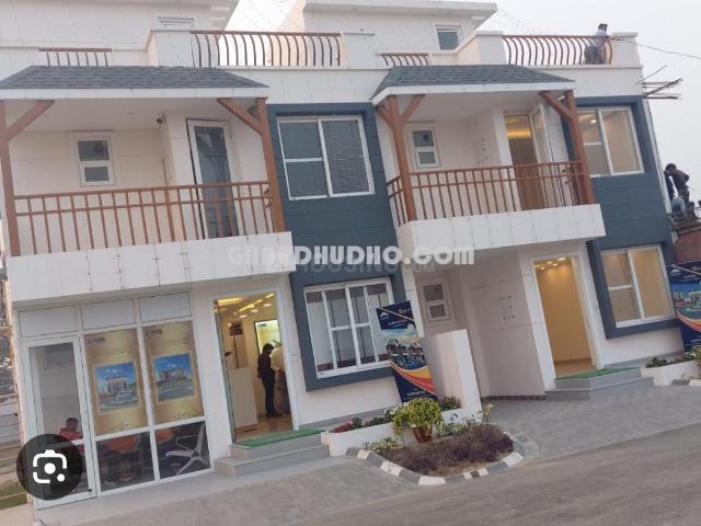 Villa for rent in Mohanlalganj, Arunachal Pradesh