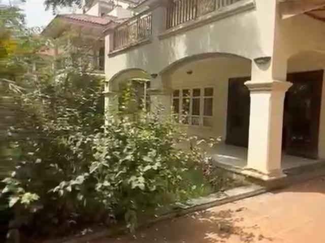 Villa for sale in Gujarat